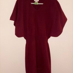 Neiman Marcus Burgundy Cashmere Sweater